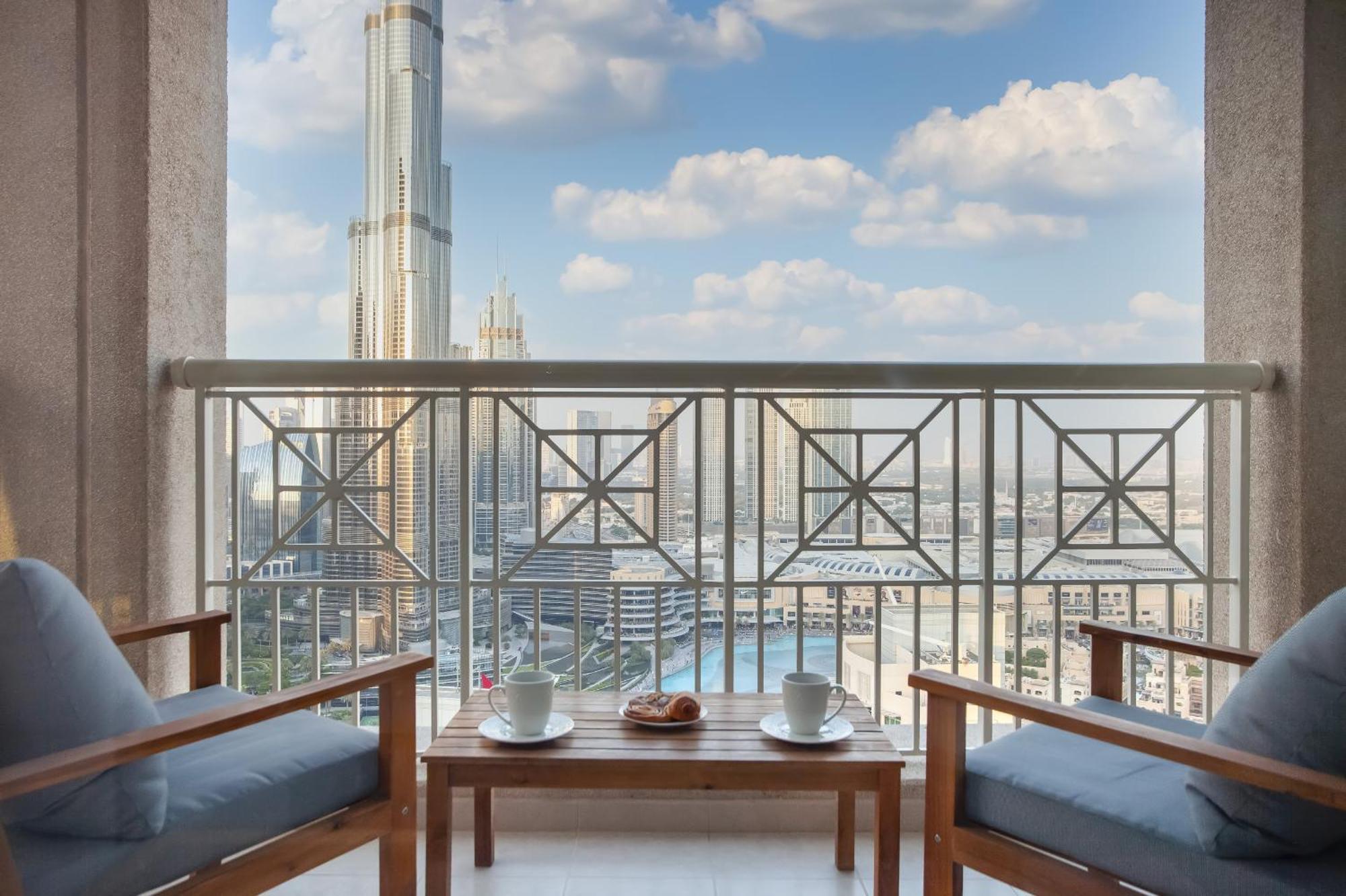Signature Burj Khalifa View Residence Dubai Luaran gambar