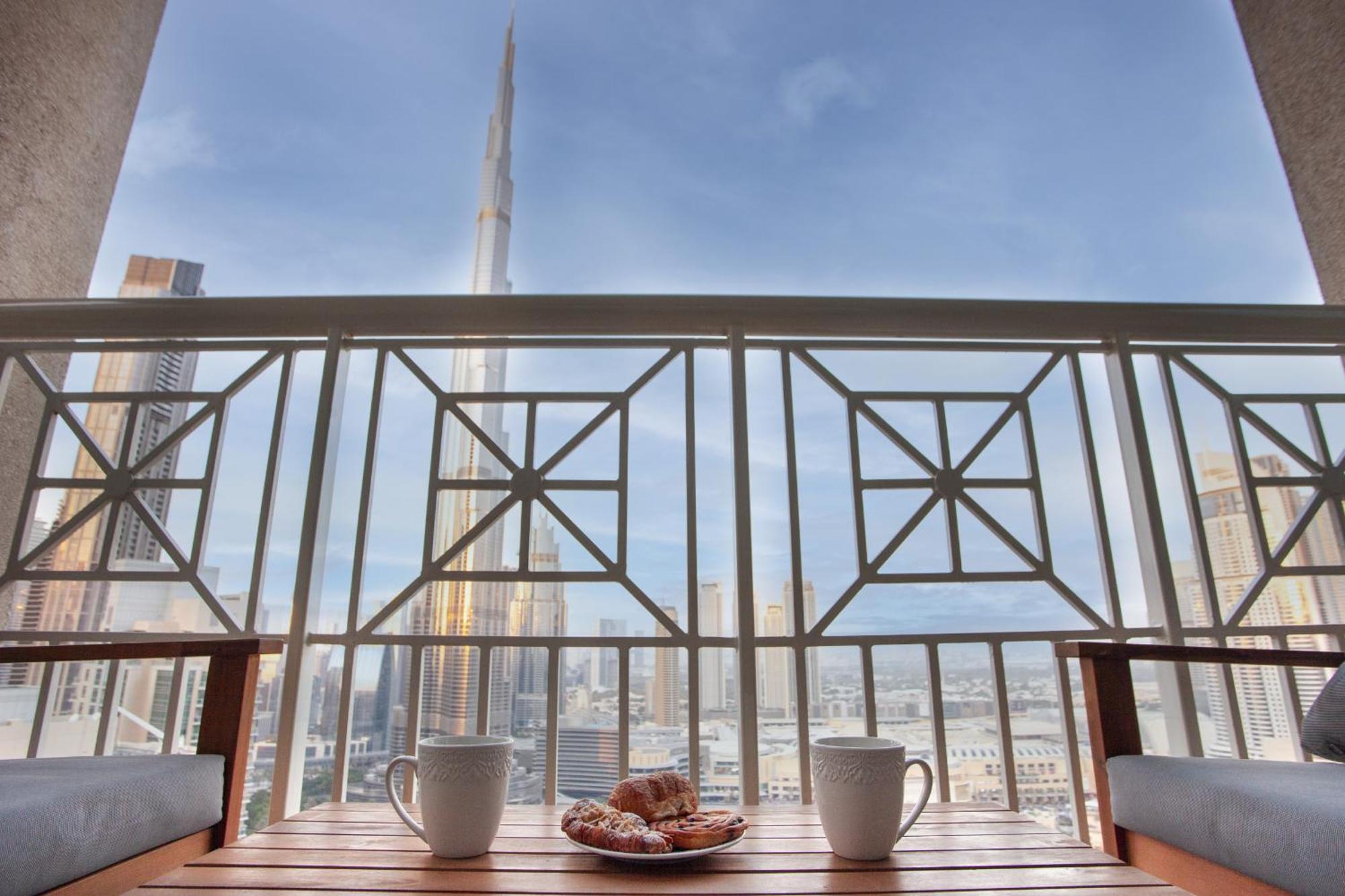 Signature Burj Khalifa View Residence Dubai Luaran gambar