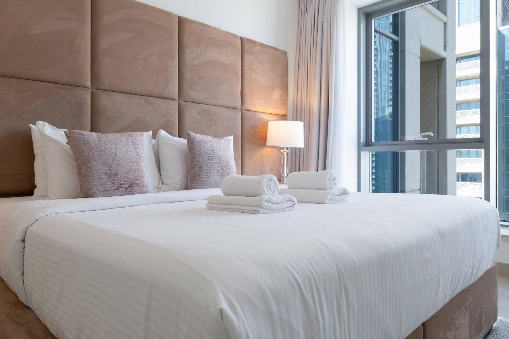 Signature Burj Khalifa View Residence Dubai Luaran gambar